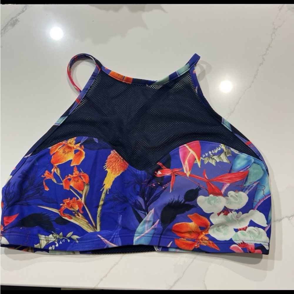 Athleta swim top
